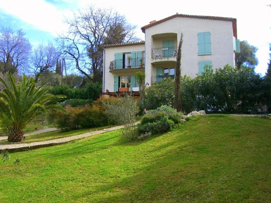 Villa Constance 3 Antibes - Spacieux Logement En Dernier Etage Exterior photo